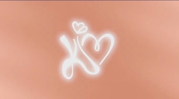 kimberly loaiza Logo